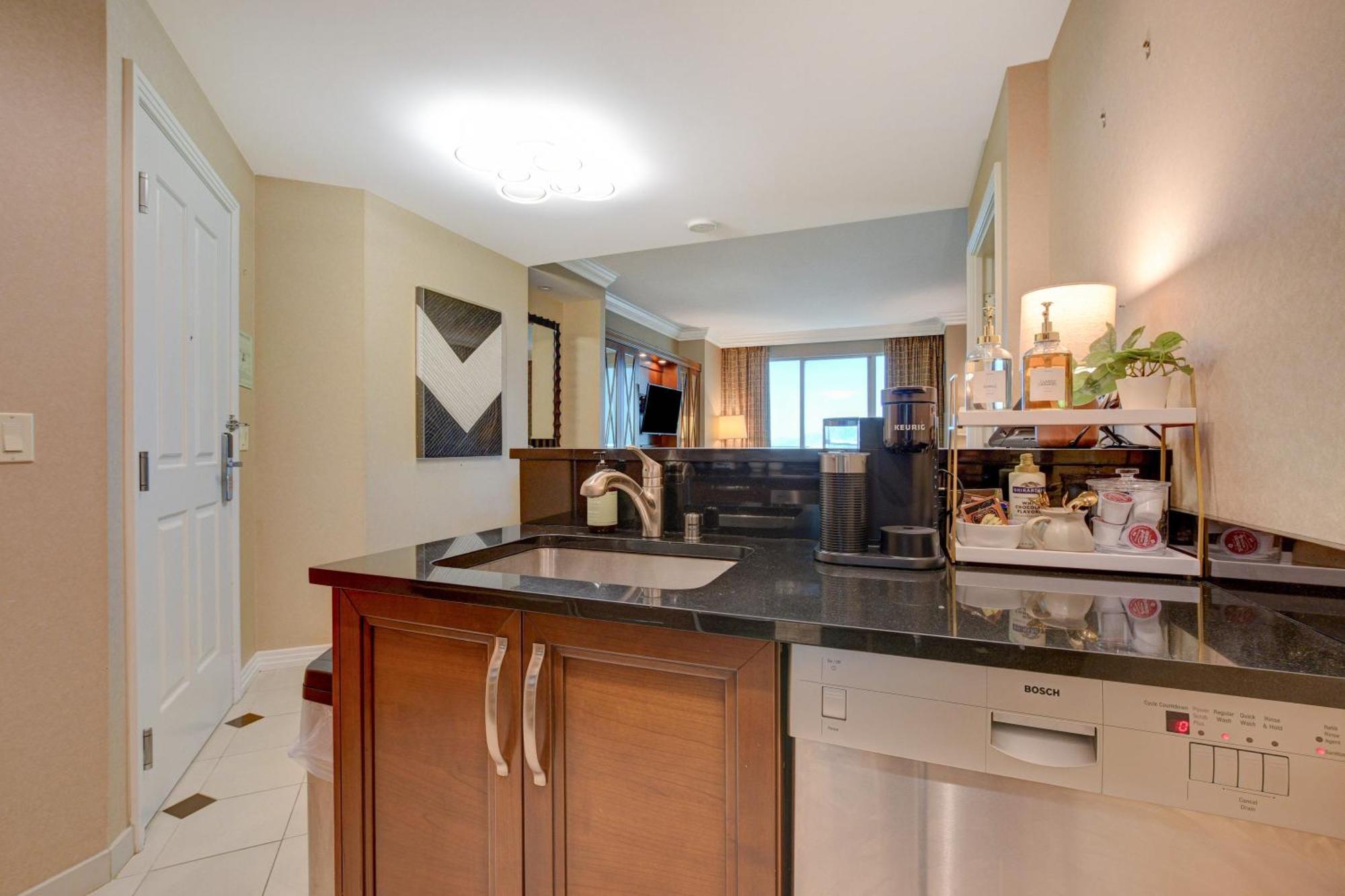 לאס וגאס Luxurious 1 Bd/2Bth Premium Suite Mgm Signature W/Balcony מראה חיצוני תמונה